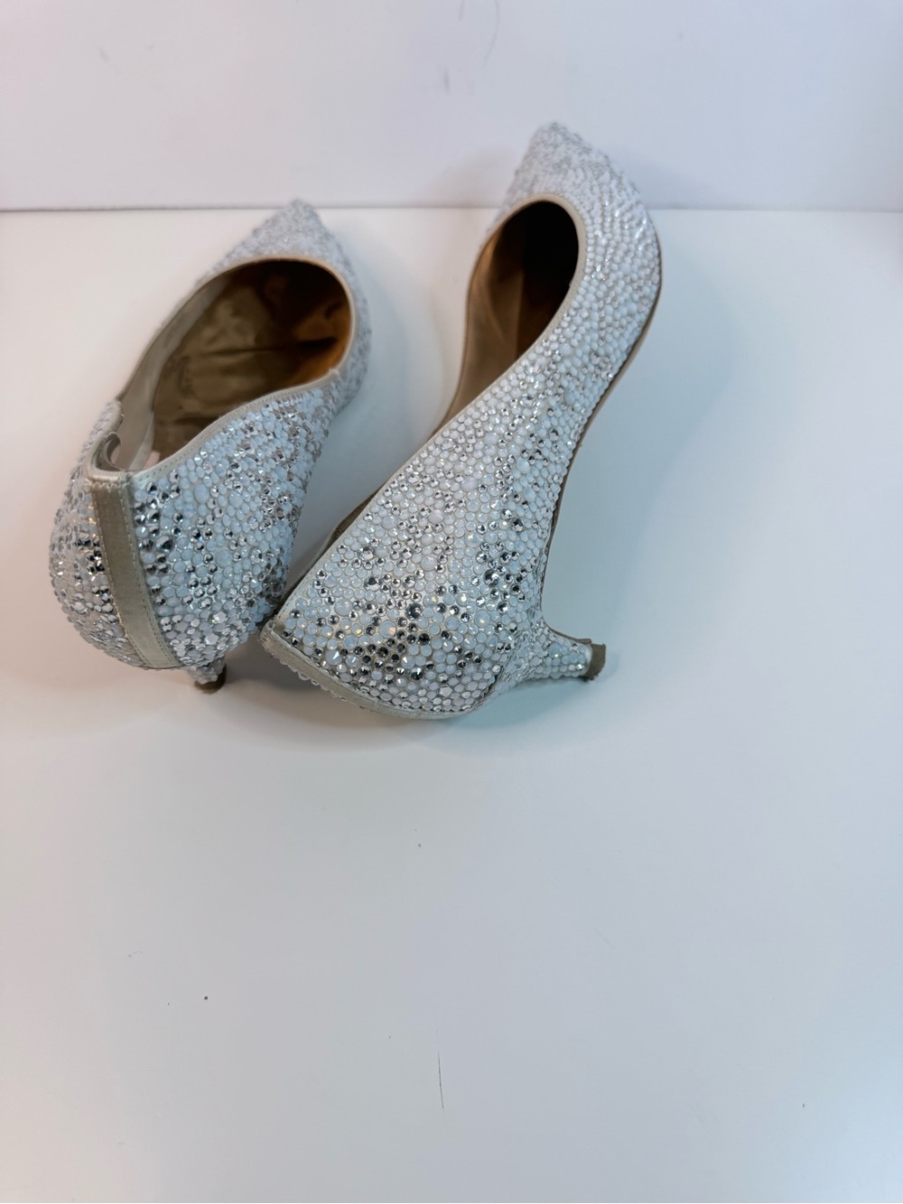 Badgley Mischka Madison MP6104, Ivory Satin, Size 9